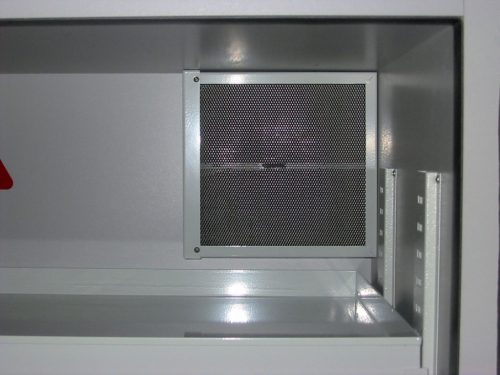"KIT F" belső szűrőberendezés aktívszenes szűrővel és CUNCTATOR®-ral SAFETYBOX® szekrényekhez