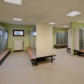 ÖLTÖZŐBERENDEZÉSEK